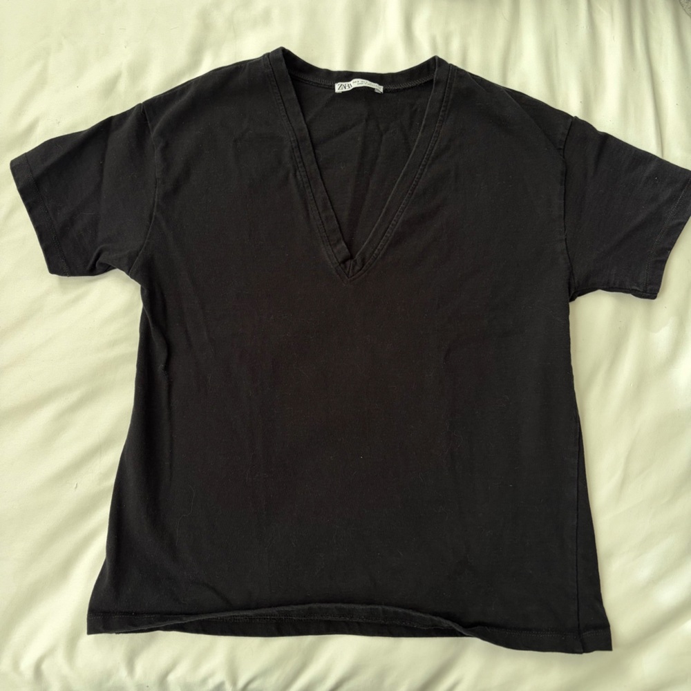3/$25 Zara Black V-Neck Women's Tee
